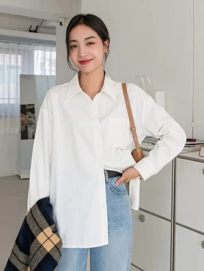 WHITE PATCH POCKET SHIRT WITH DROPPED SHOULDERS