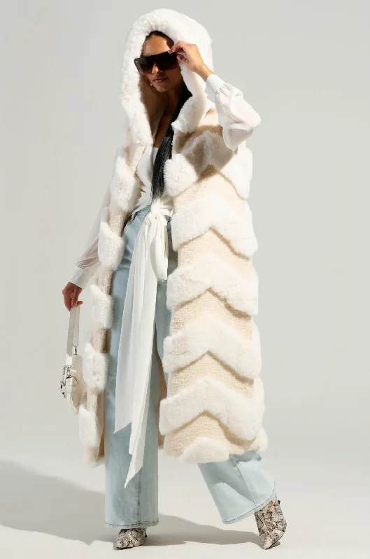 JEMI MIX MATERIAL FAUX FUR VEST